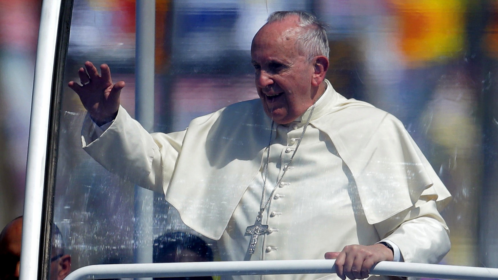 Pápež František na návšteve Srí Lanky vo svojom papamobile,